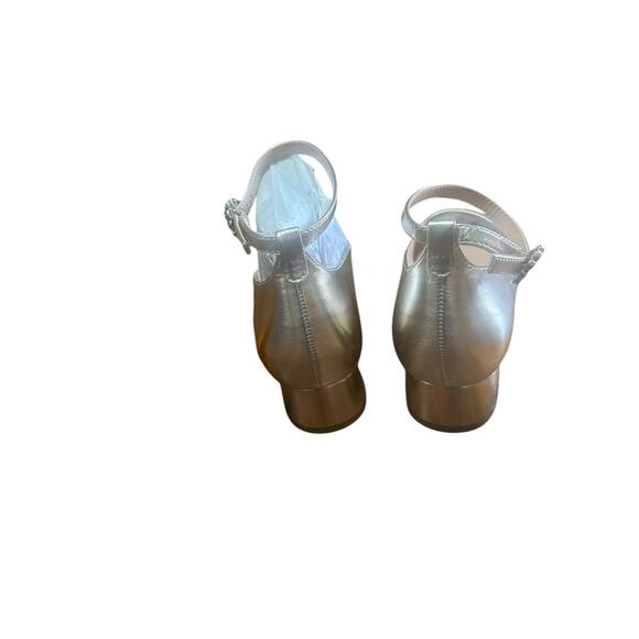 Bandolino gold round toe flower block heel adjustable ankle strap. S-9.5 - Picture 5 of 6